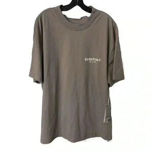 Fear of God Essentials Men’s T-shirt Desert Taupe Size Large NEW With Tags